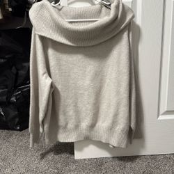 Women Off Shoulder Sweater Size XL