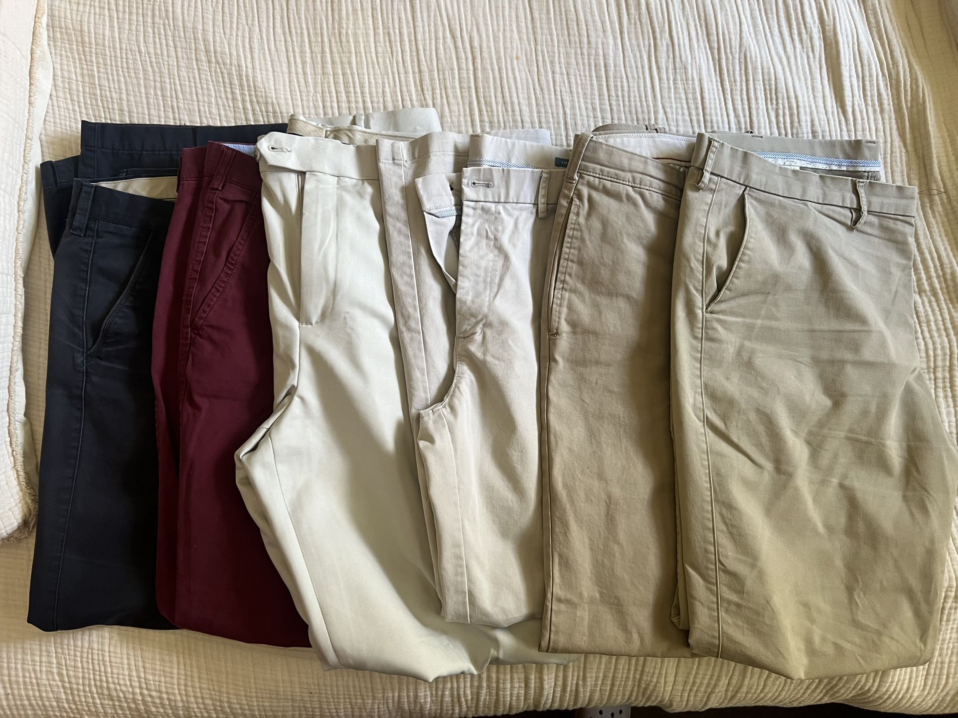 6 Pairs Of Men’s Pants (40x32)