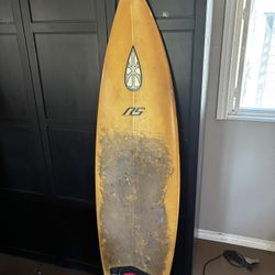 6 Ft Surfboard