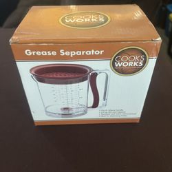 NEW Cooks Works Grease Separator $10