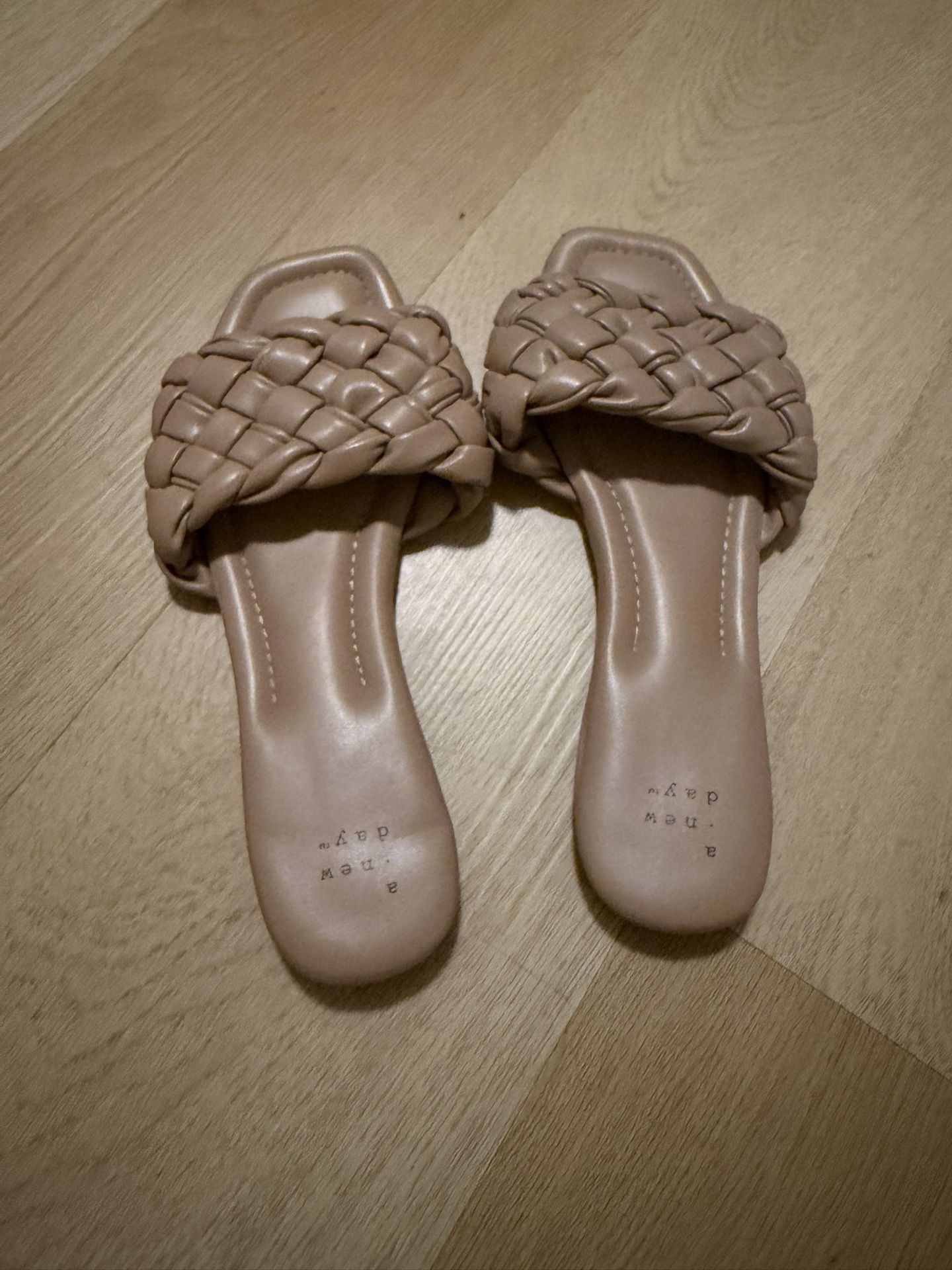 Women’s Sandals