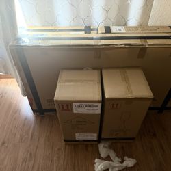 Brand new Coffee/End Tables, Lamp Set