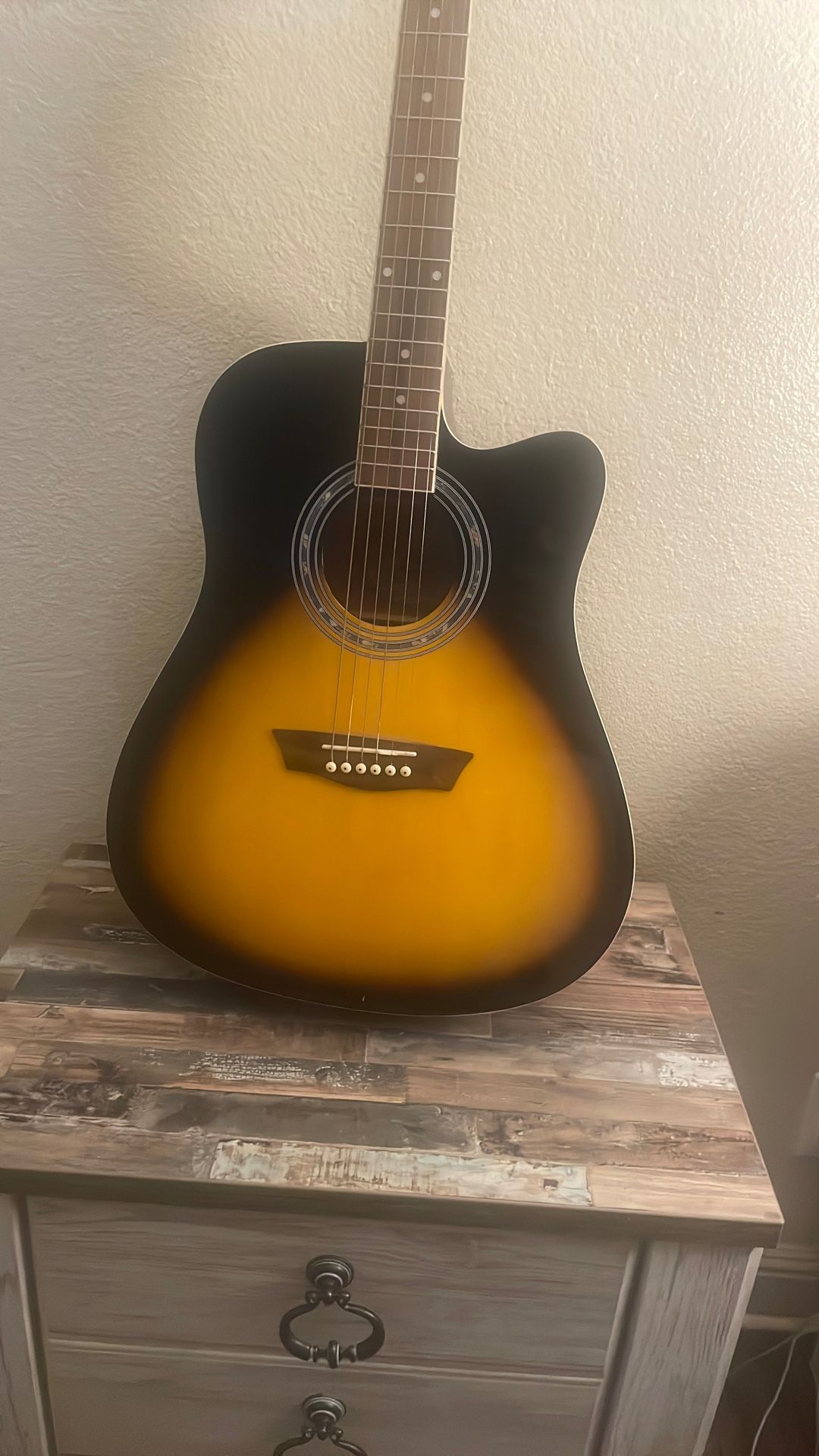 6 String Guitar