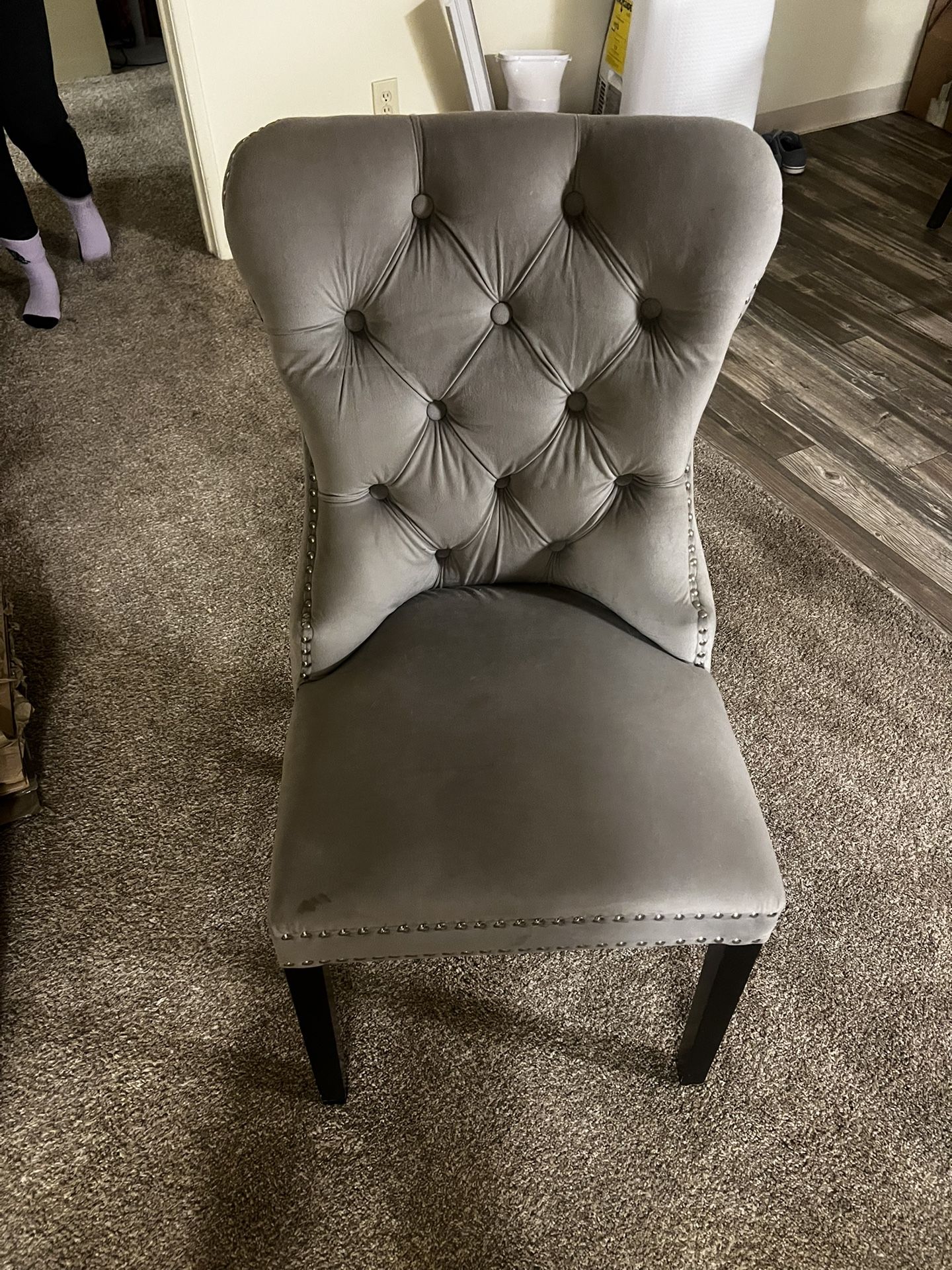 Vanity Chair With Stole
