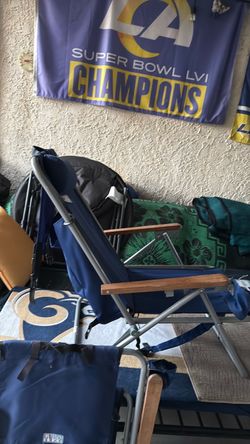 2  chairs with carry backpack