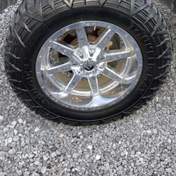 20” Chrome Fuel Wheels