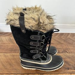 SOREL AFTER SKI BOOTS