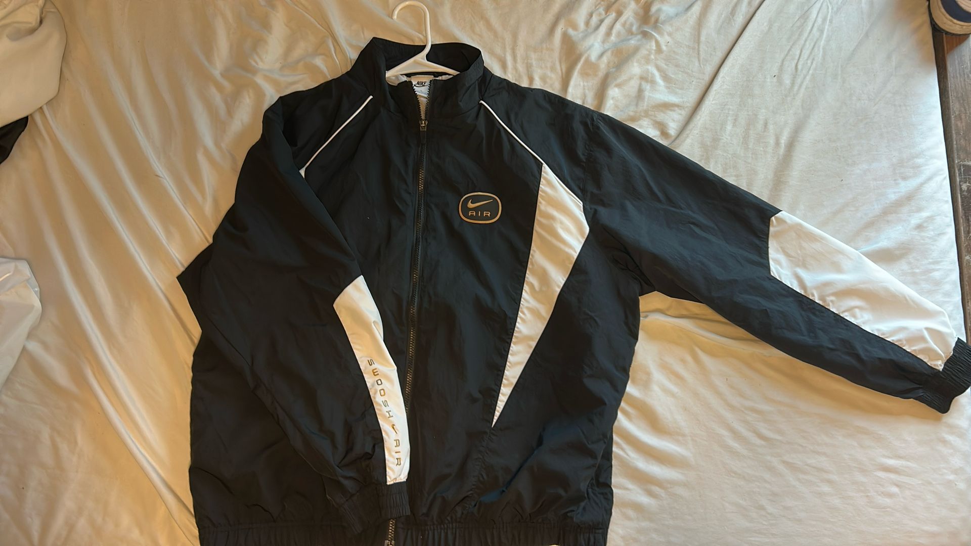 Nike Swoosh Windbreaker Track top 