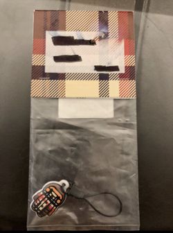 BAPE / A Bathing Ape Phone Cleaner / Wiper / Charm
