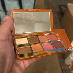TOO FACED  SALTED CARAMEL