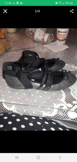 Vera wang flats size 10 M