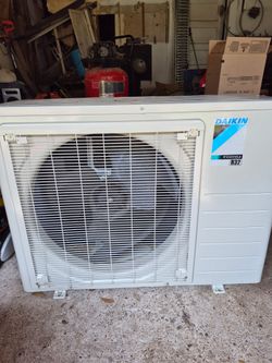 Daikin Air Condtioning Unit, Used lightly