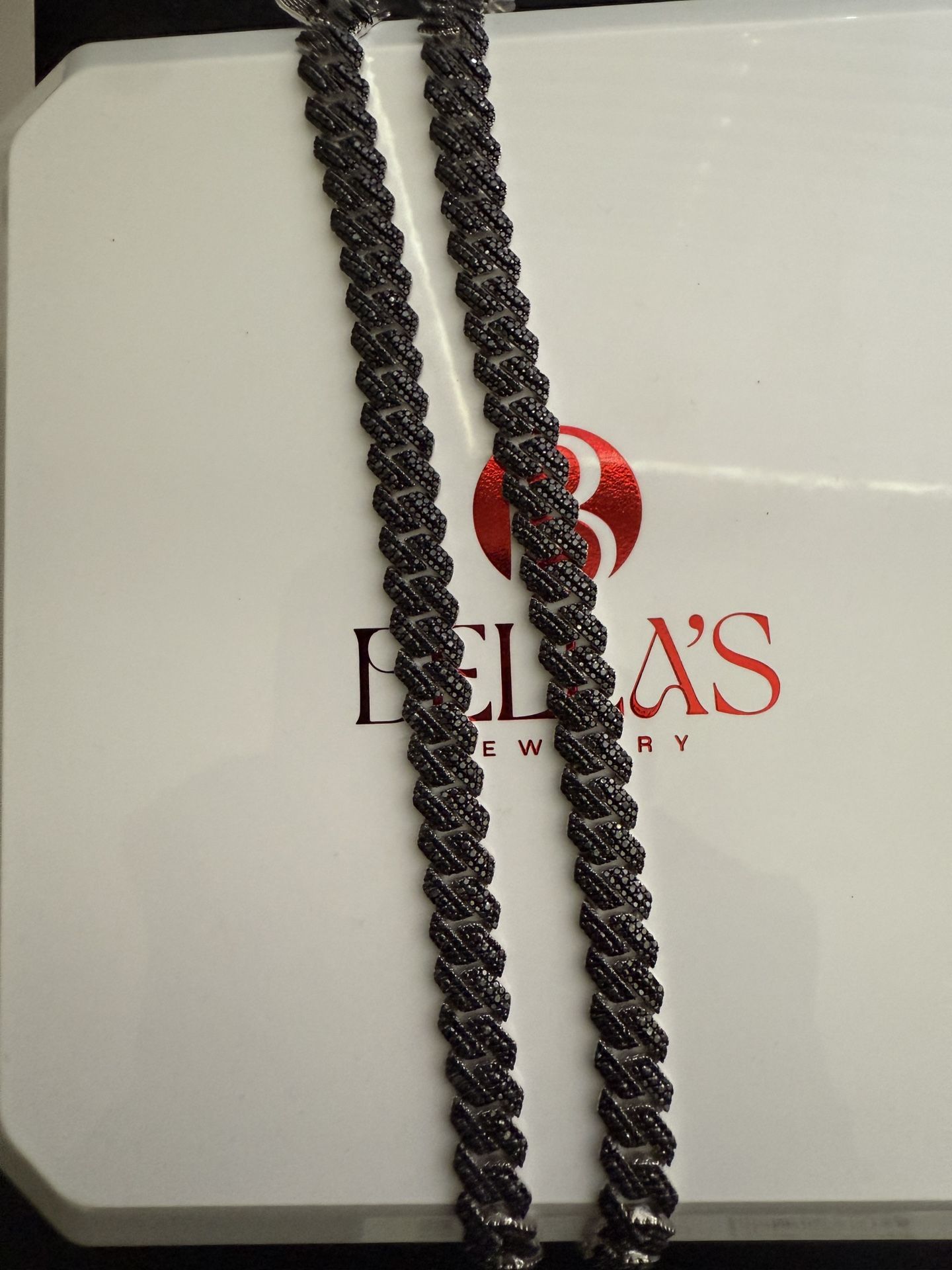 Diamond Chain