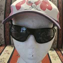 SNOOPY PEANUTS PINK GIRLS HAT /CAP WITH SUNGLASSES  APROX  5 /10  YRS OLD 