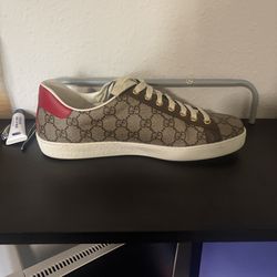 Gucci Shoe Size 40