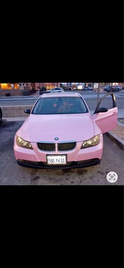 Pink Bmw325i