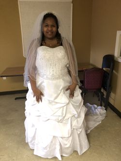 Wedding dress size 18