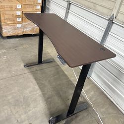60x24in Height Adjustable Standing Desk