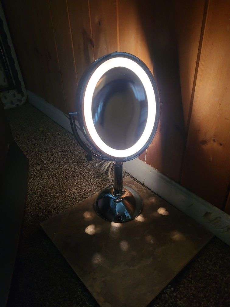 Revlon Chrome Touch Base Mirror