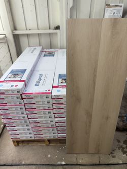 Lifeproof Vesinet Oak 30 Mil Click Lock Waterproof Luxury Vinyl Plank Flooring (20.1 sq. Ft./Case)