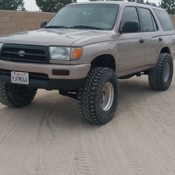 Toyota  Truck 