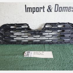 2019 - 2020 - 2021 - 2022 - 2023 TOYOTA RAV4 RAV-4 FRONT LOWER BUMPER GRILLE OEM AY29150
