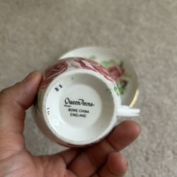 Queen Anne BONE CHINA ENGLAND
