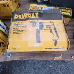 DEWALT 13mm 1/2 Inch Hammer Drill 