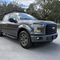 2016 FORD F150 XLT SUPERCREW CAB PERFECT