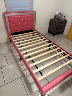 Girls bed used