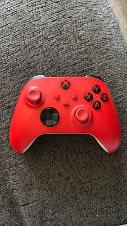 Xbox controller & wireless rechargeable batteries