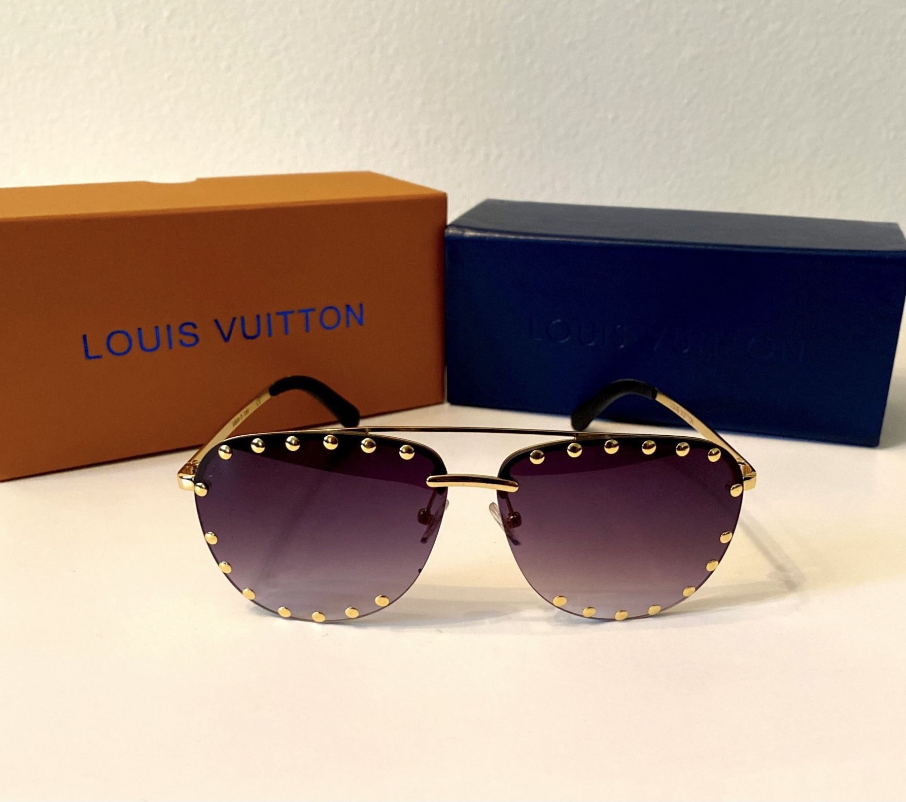 Genuine Louis Vuitton LV Waimea Sunglasses With Receipt for Sale in  Fountain Valley, CA - OfferUp