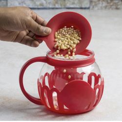 microwave popcorn maker. NEW 