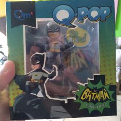 Q-pop Batman Figure 
