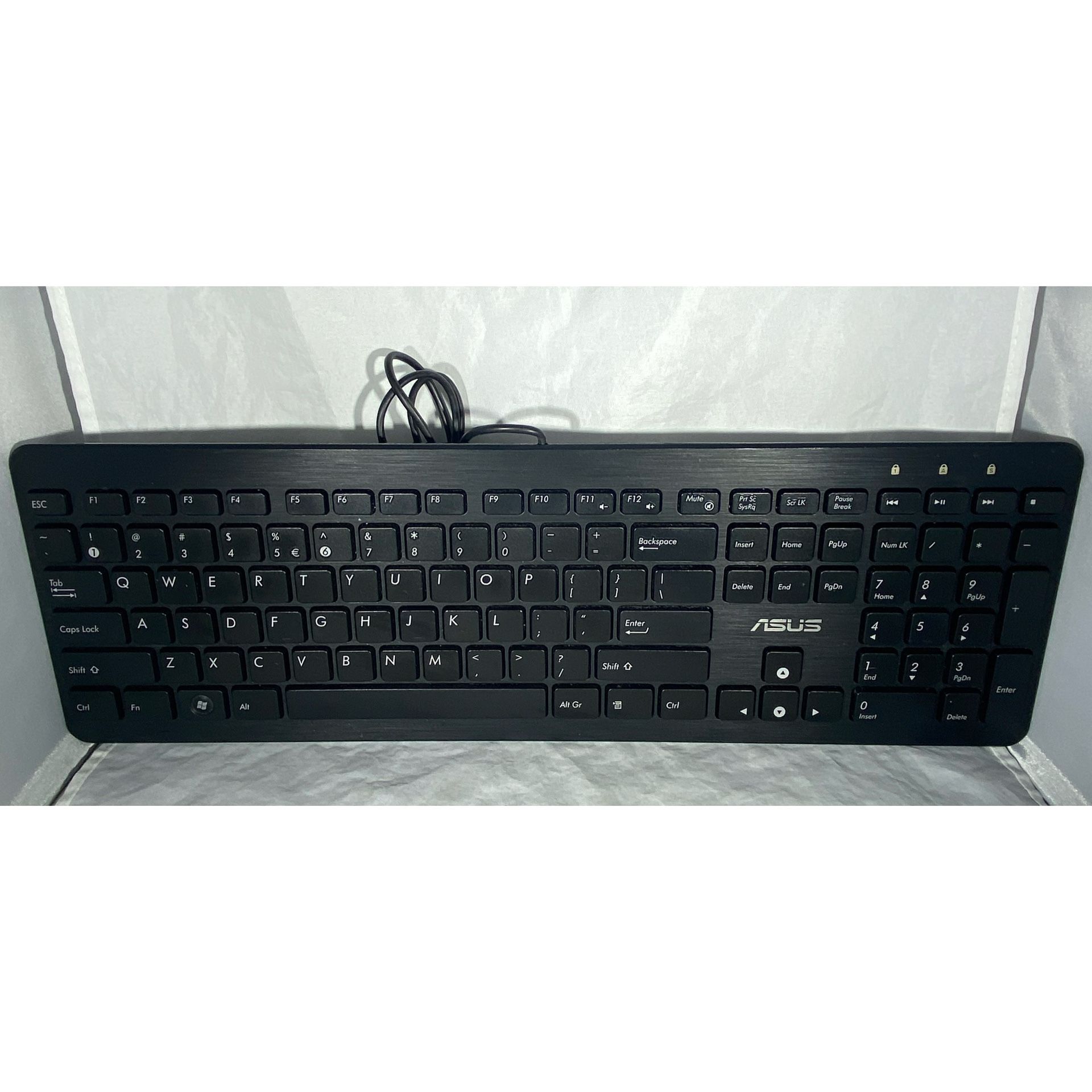 ASUS AK1D Multimedia USB Keyboard w/Volume Control Fn Play Number PADPK130HS1A50