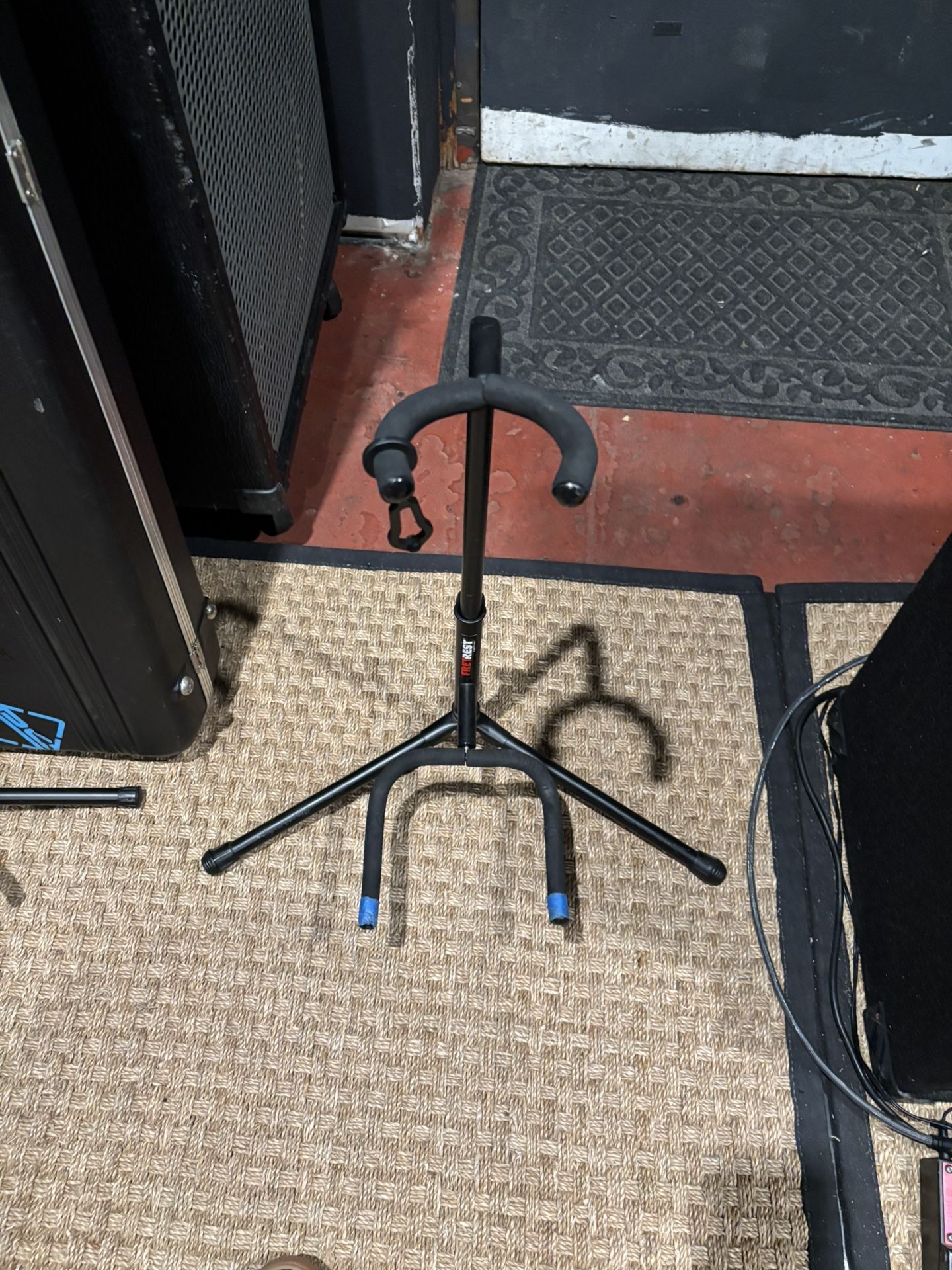 Guitar Stand