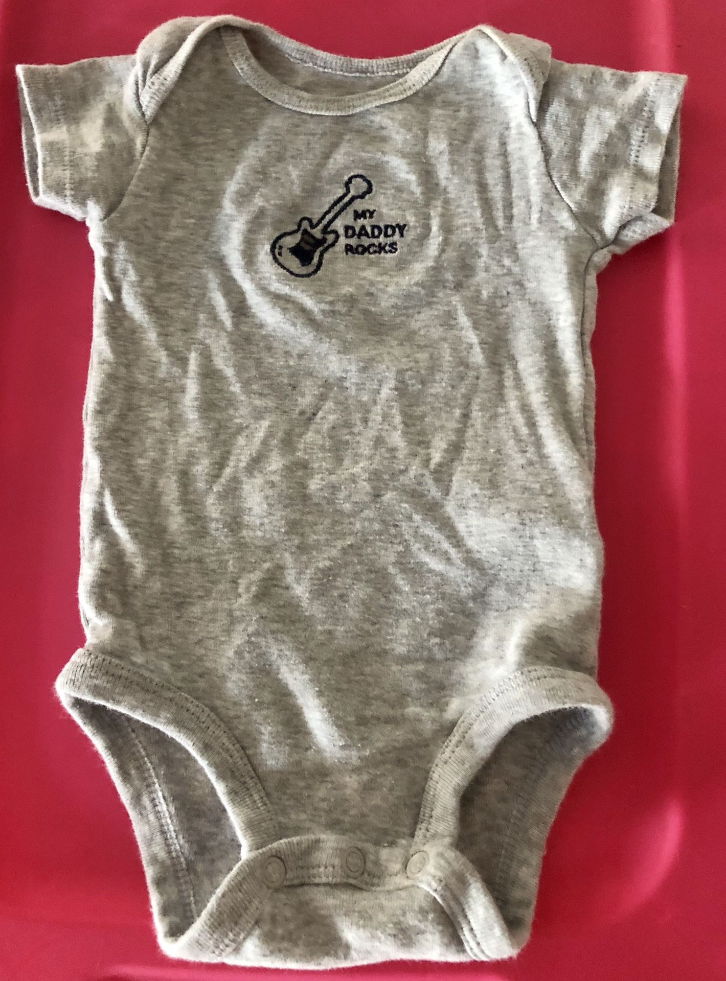 MY DADDY ROCKS Baby Onesie 3 months