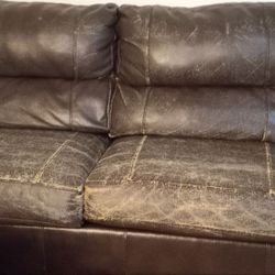 Loveseat 