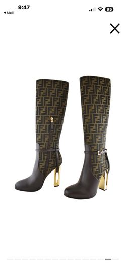 Fendi Boot size 7