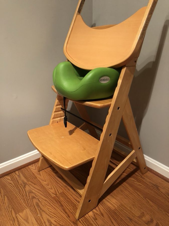 Wood adjustable high chair
