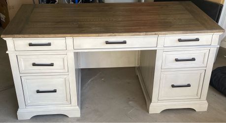 Home office desk