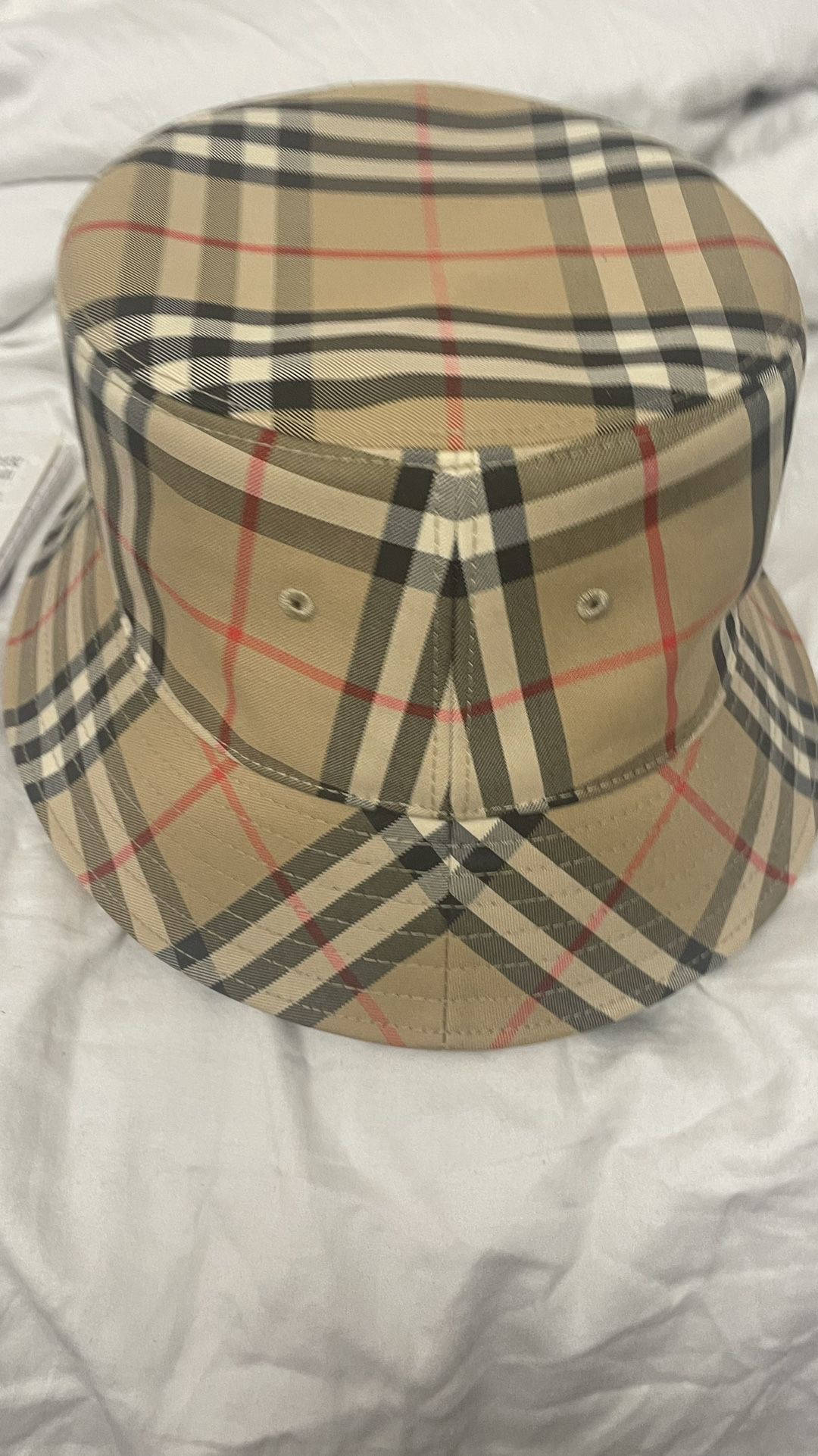  Burberry Hat 
