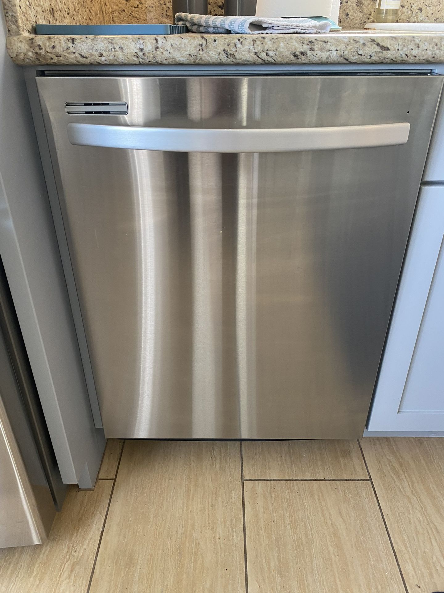Kenmore Dishwasher - Stainless Steel