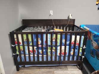 Dark Brown/ Esperreso Crib