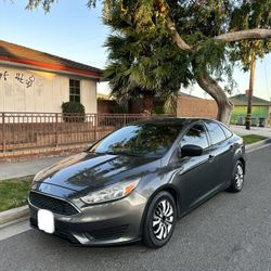 2016 Ford Focus