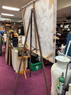 Tripod Display Easel
