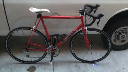 パーツ cannondale caad2 r500 Cannondale R500 caad2 road bike. for Sale in Westminster, CA - OfferUp