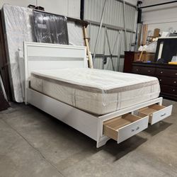 Queen Bed $330