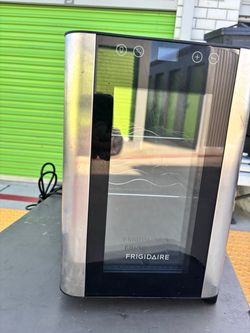 Frigidaire Wine Cooler Mini Fridge