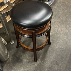 Swivel Stool/Chair
